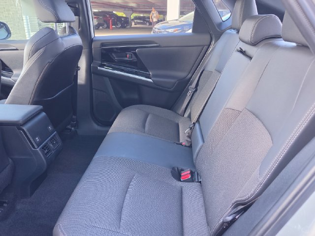 Used 2025 Toyota bZ4X AWD image 22