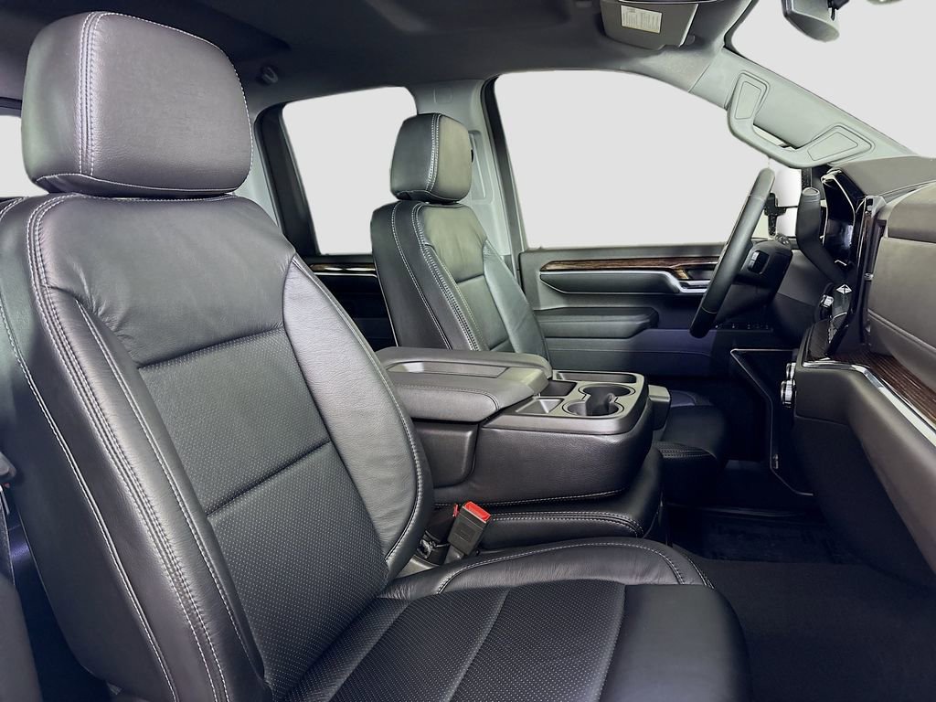 Used 2025 GMC Sierra 2500 SLE w/ SLE Value Package; image 34