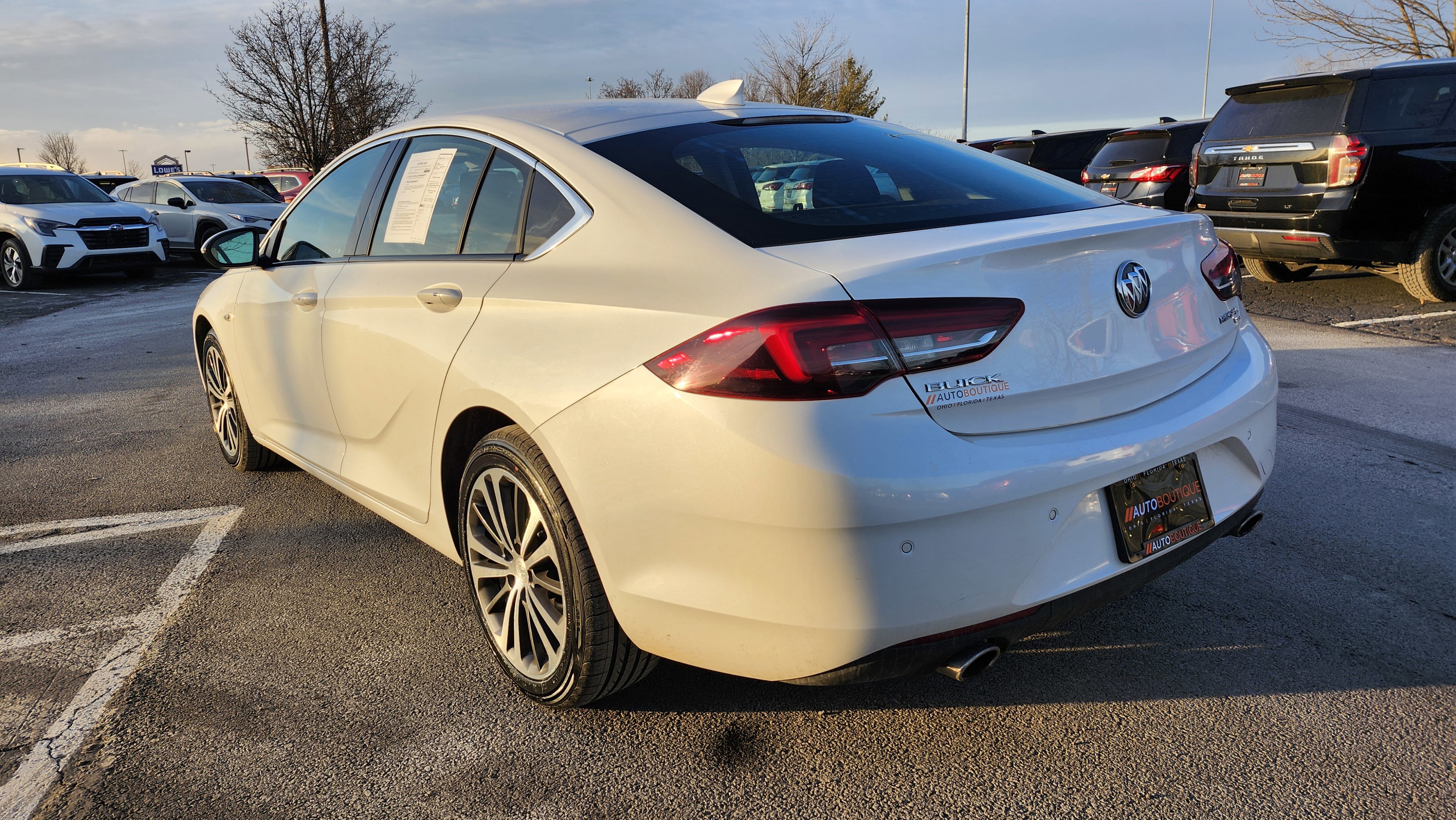 Used 2018 Buick Regal Essence w/ Driver Confidence Package #1 image 16
