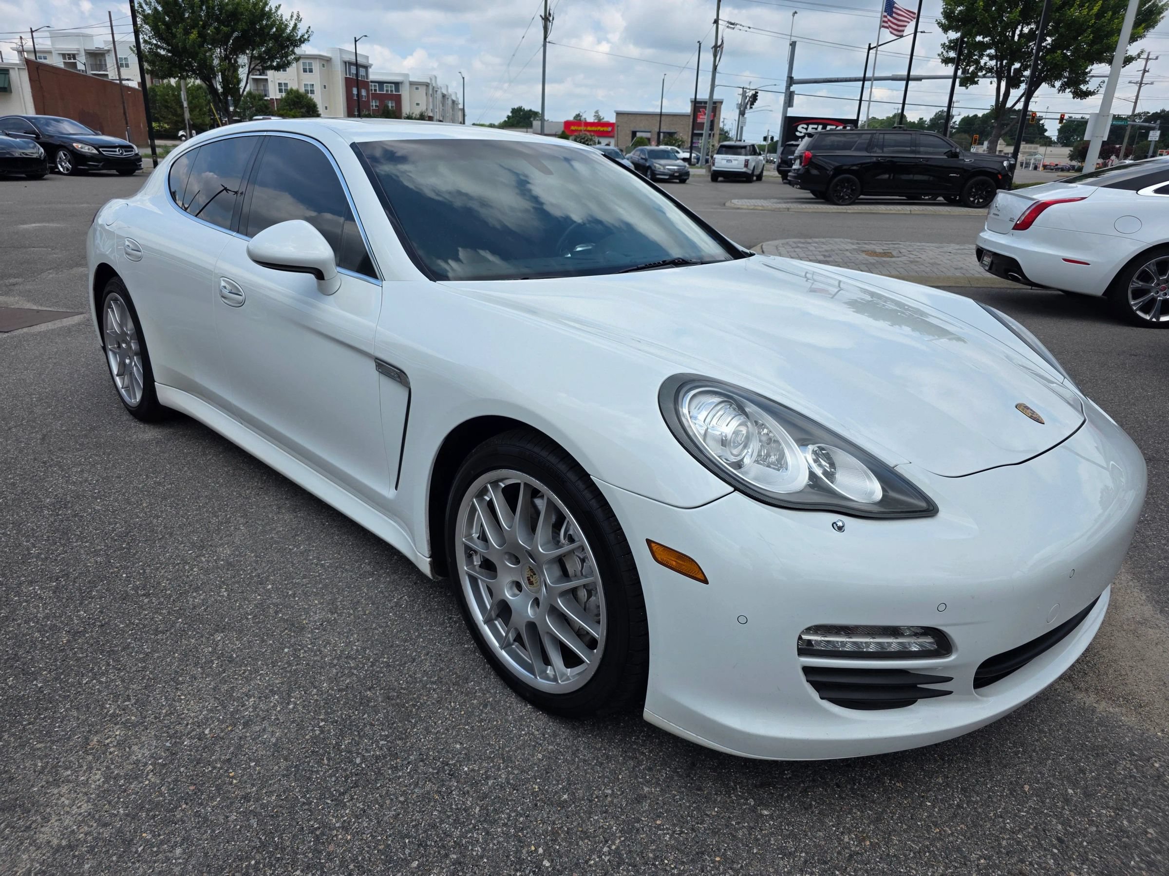Used 2013 Porsche Panamera S RWD image 6
