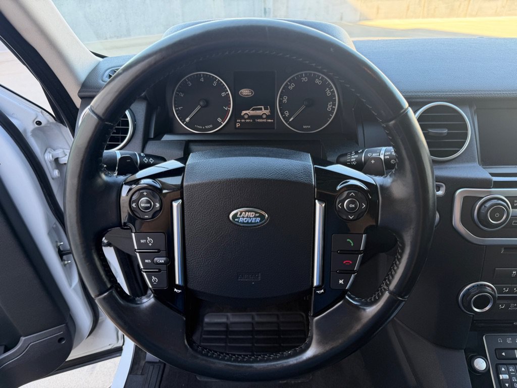 Used 2016 Land Rover LR4 HSE AWD/4WD image 11