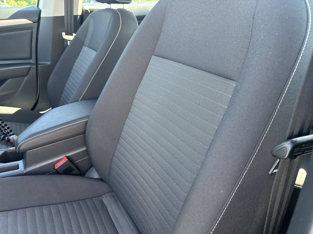 Certified 2024 Volkswagen Jetta S FWD image 9