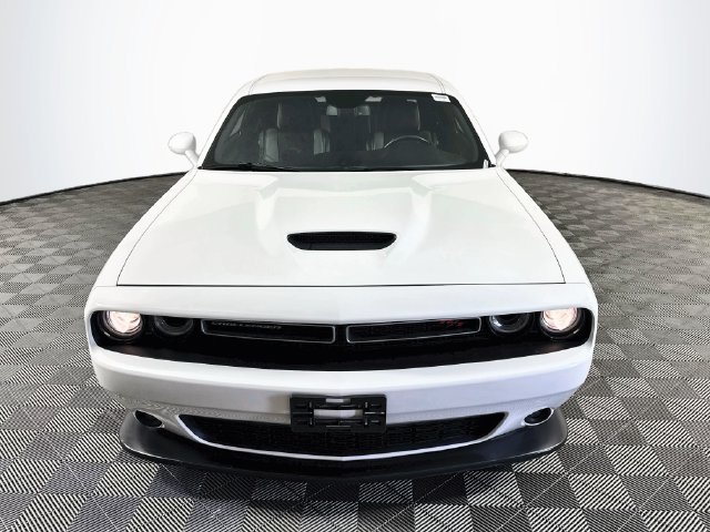 Used 2020 Dodge Challenger R/T RWD image 2