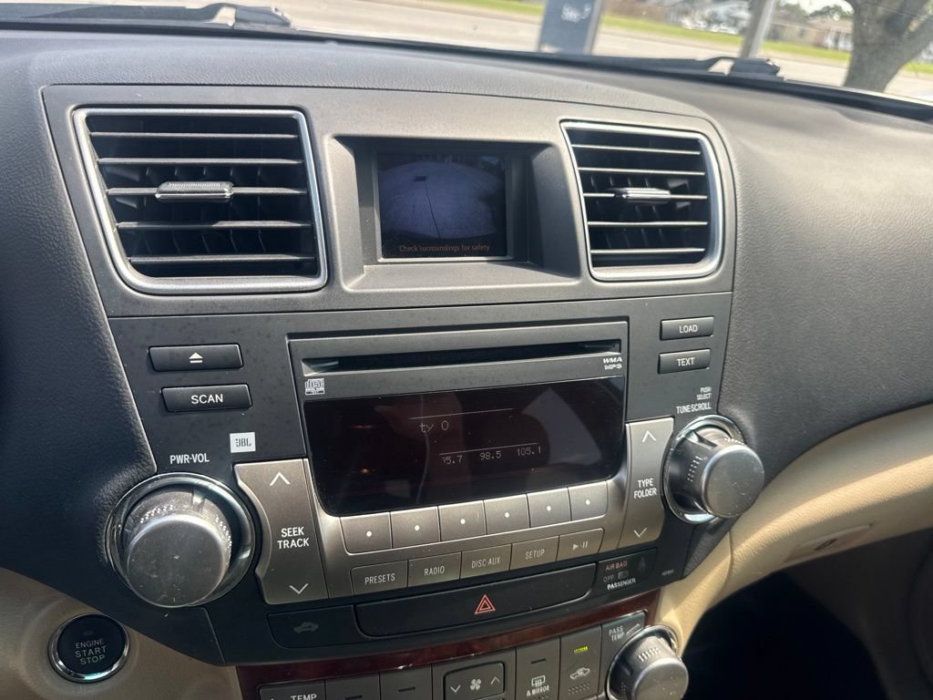 Used 2012 Toyota Highlander Limited FWD image 18