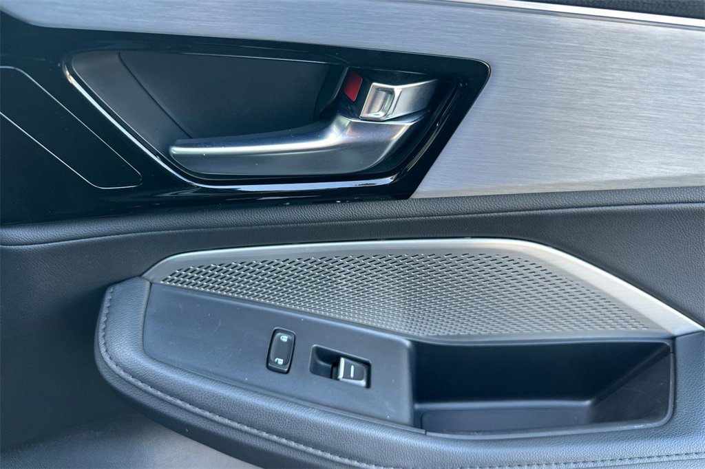 Certified 2024 Acura MDX FWD image 22