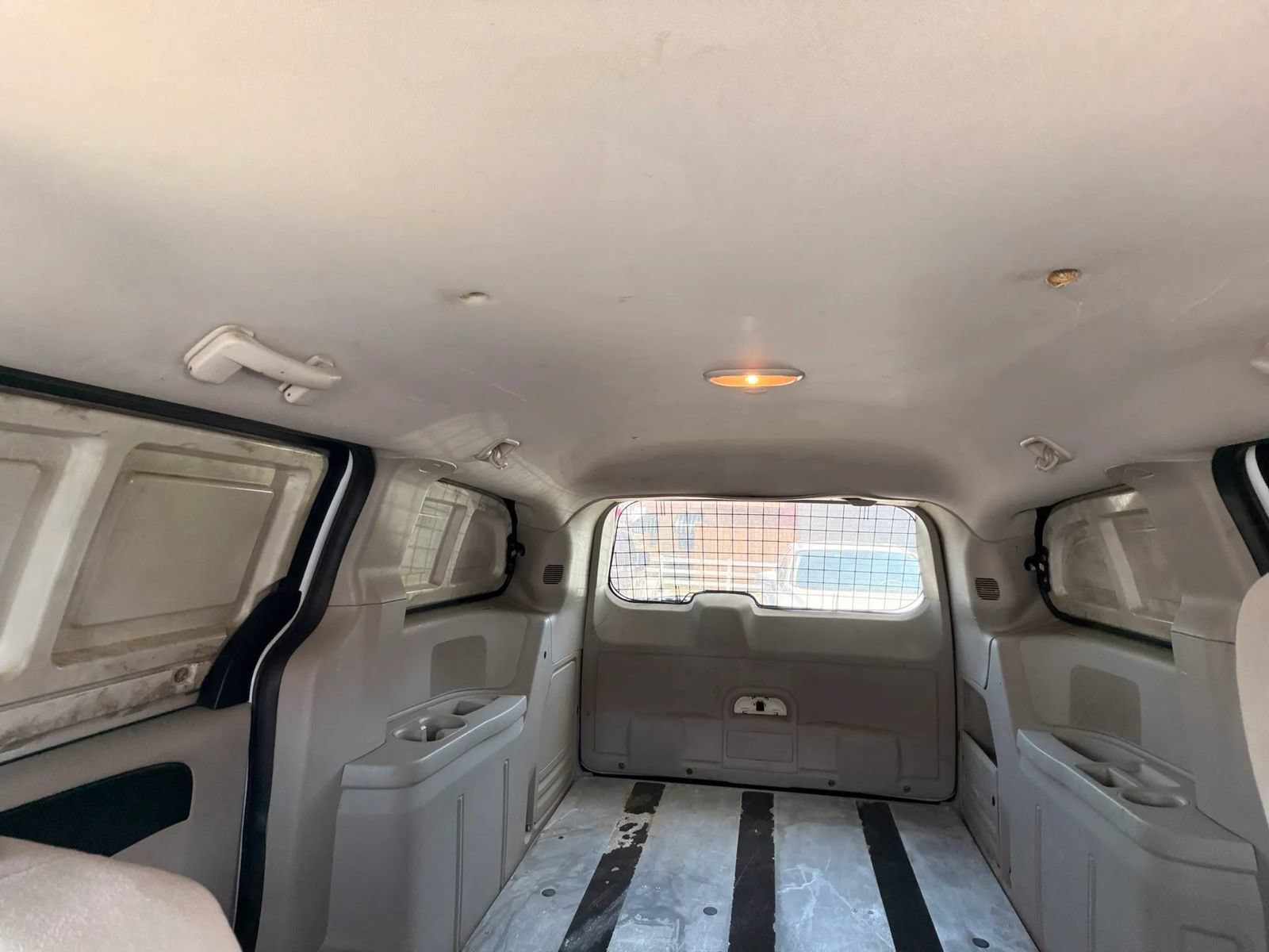 Used 2014 RAM C/V Tradesman FWD image 10