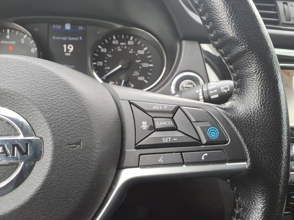 Used 2022 Nissan Rogue Sport SL w/ Premium Package image 23