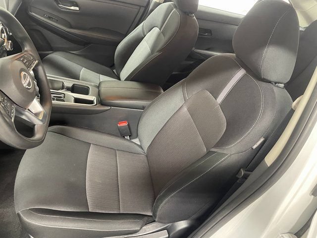 Used 2025 Nissan Sentra SV FWD image 12
