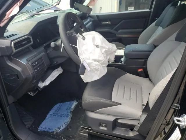 Used 2025 Toyota Tacoma TRD Sport image 7