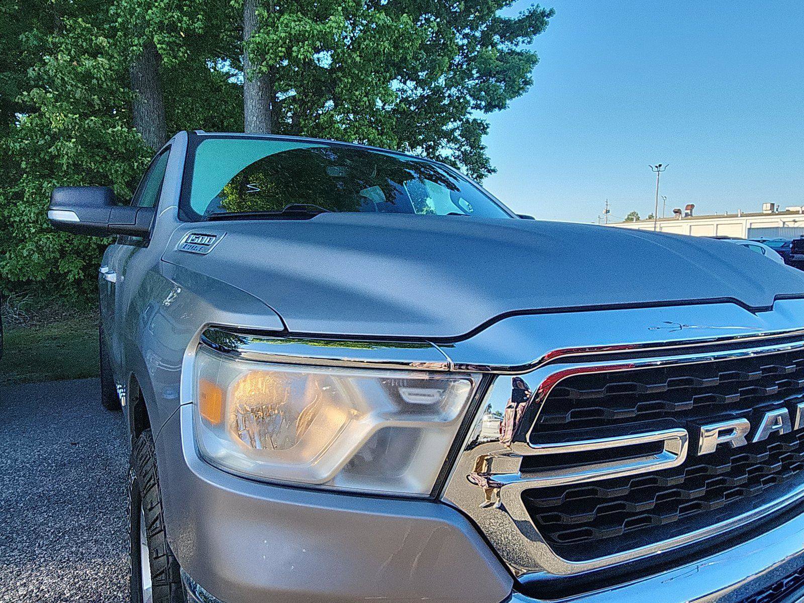 Used 2022 RAM 1500 Big Horn AWD/4WD image 9