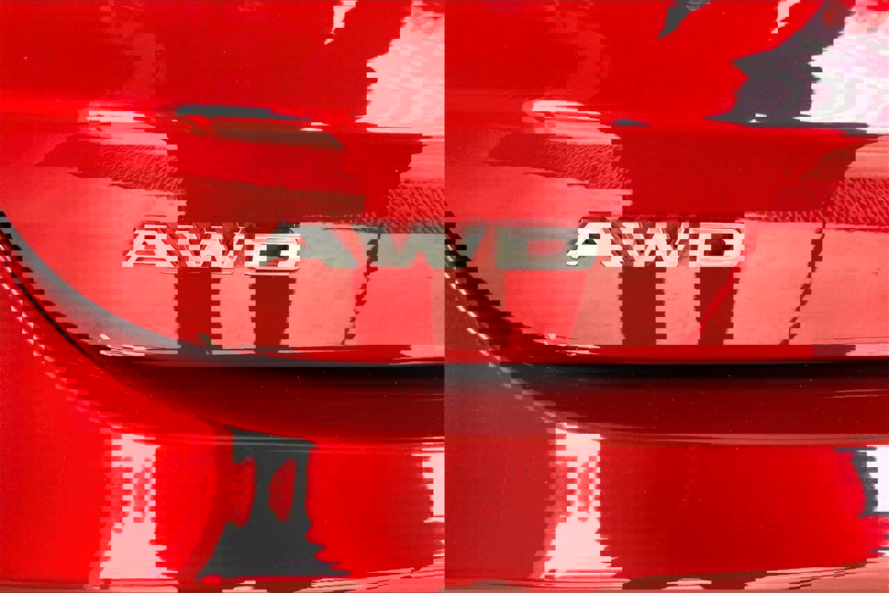 Used 2023 Cadillac XT6 Sport w/ Technology Package image 7