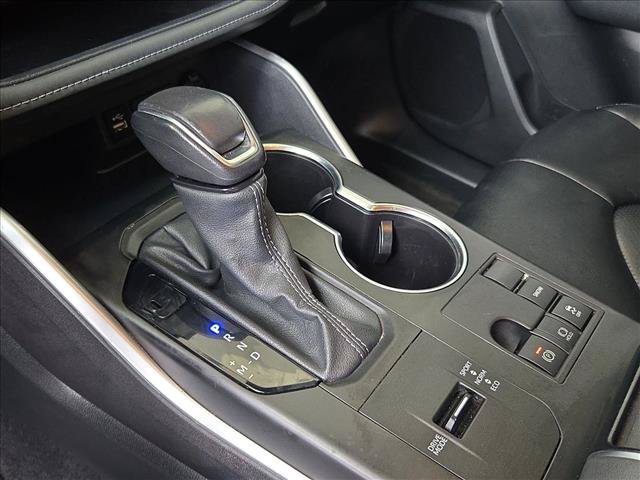 Used 2024 Toyota Highlander LE FWD image 11