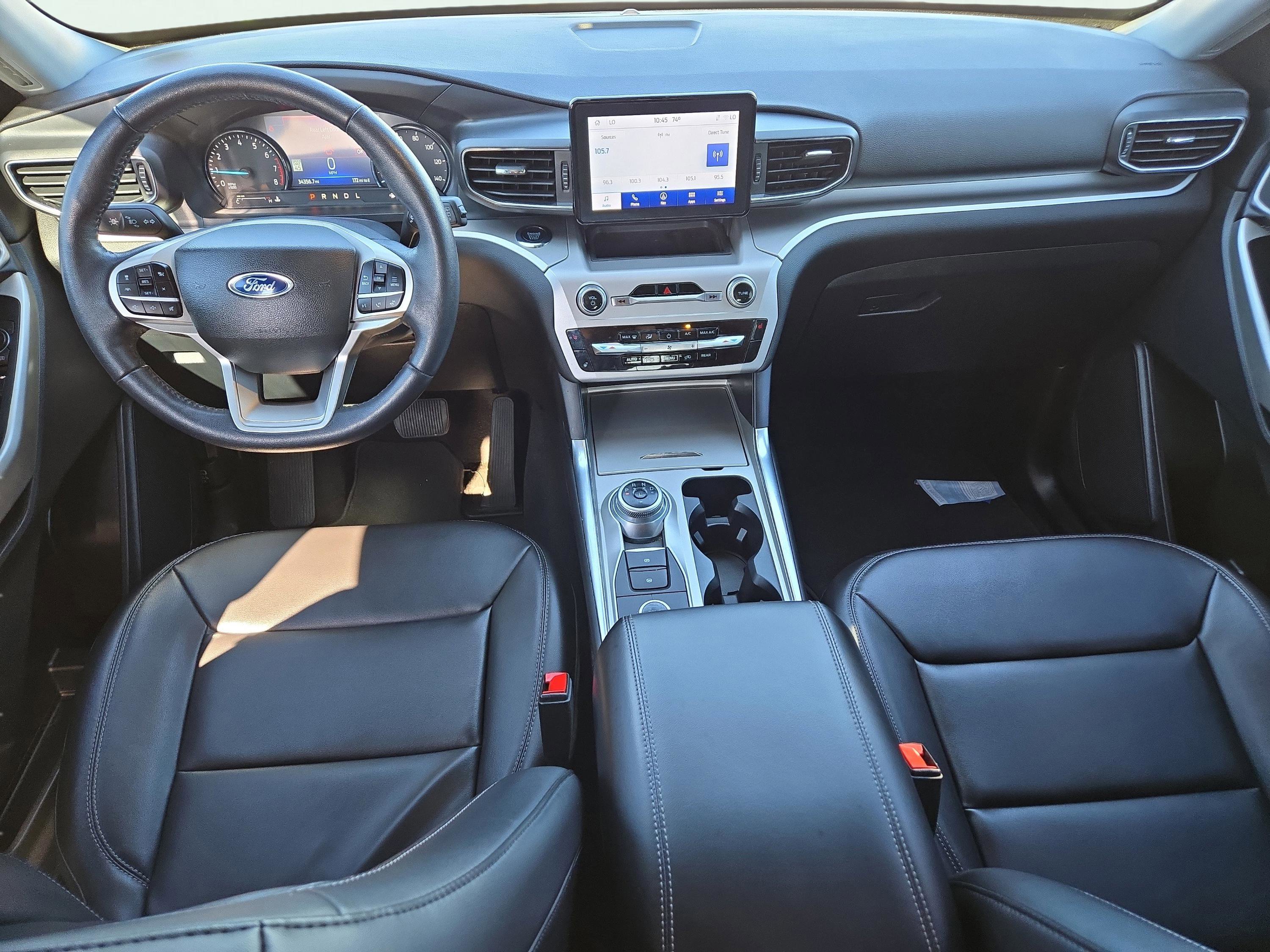 Used 2022 Ford Explorer XLT w/ Equipment Group 202A image 21