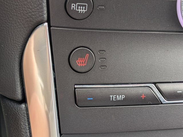 Used 2019 Ford Edge Titanium w/ Cold Weather Package AWD/4WD image 31