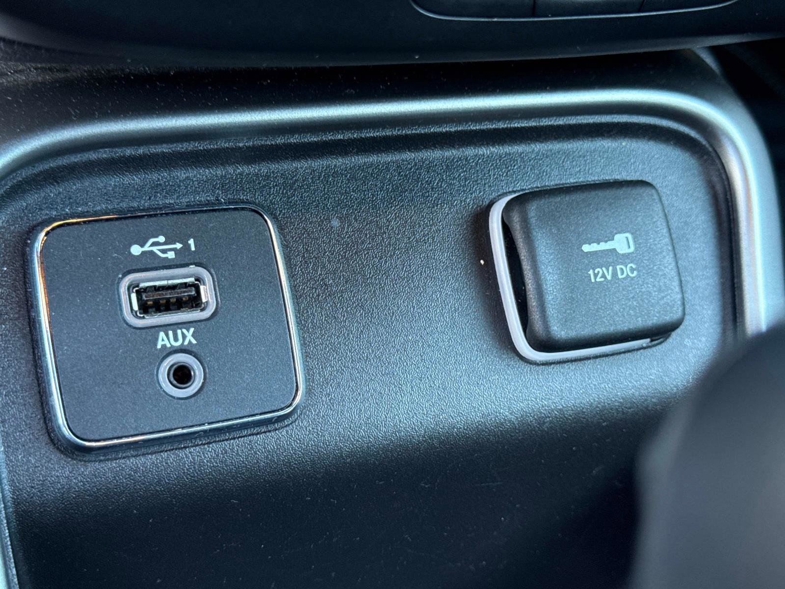 Used 2021 Jeep Compass Latitude w/ Sun and Sound Group image 25