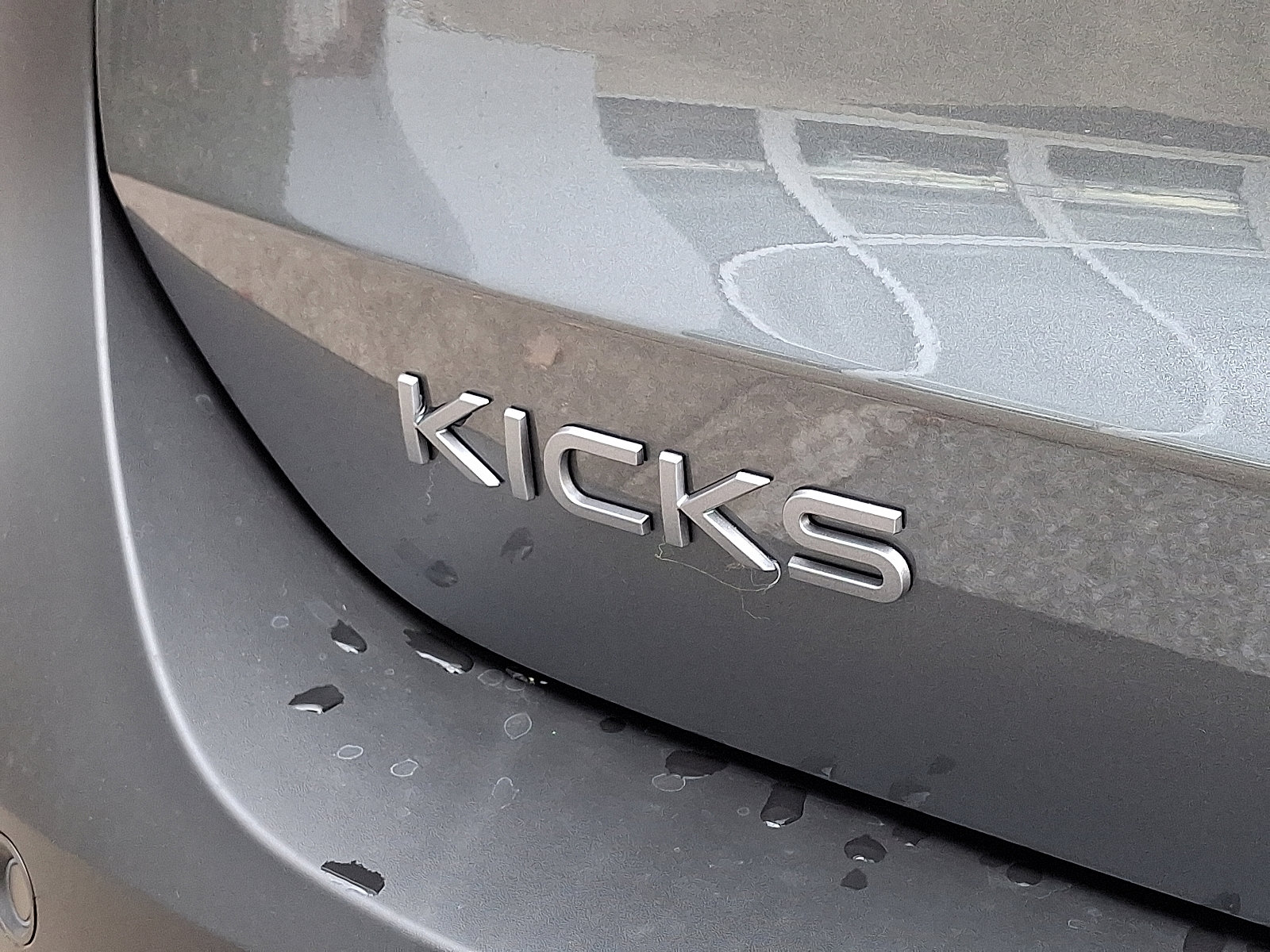 New 2026 Nissan Kicks SR w/ Cold Weather Package image 5