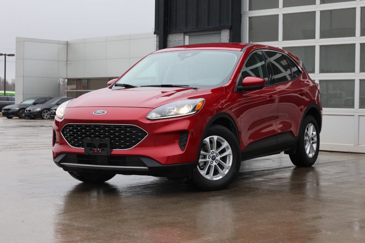 Used 2020 Ford Escape SE AWD/4WD image 3