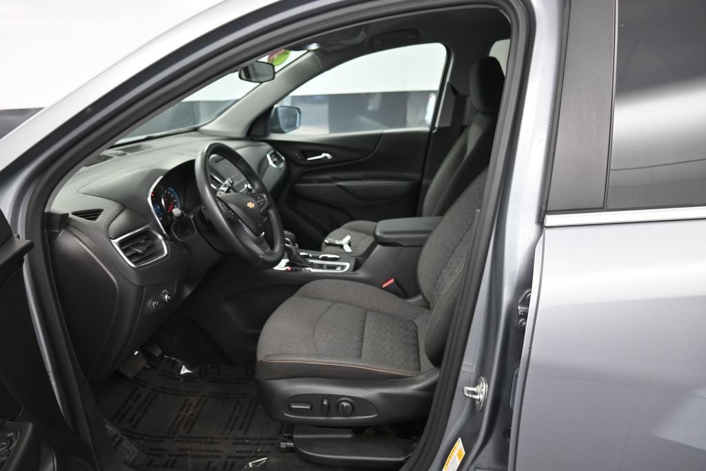 Used 2024 Chevrolet Equinox LT AWD/4WD image 29