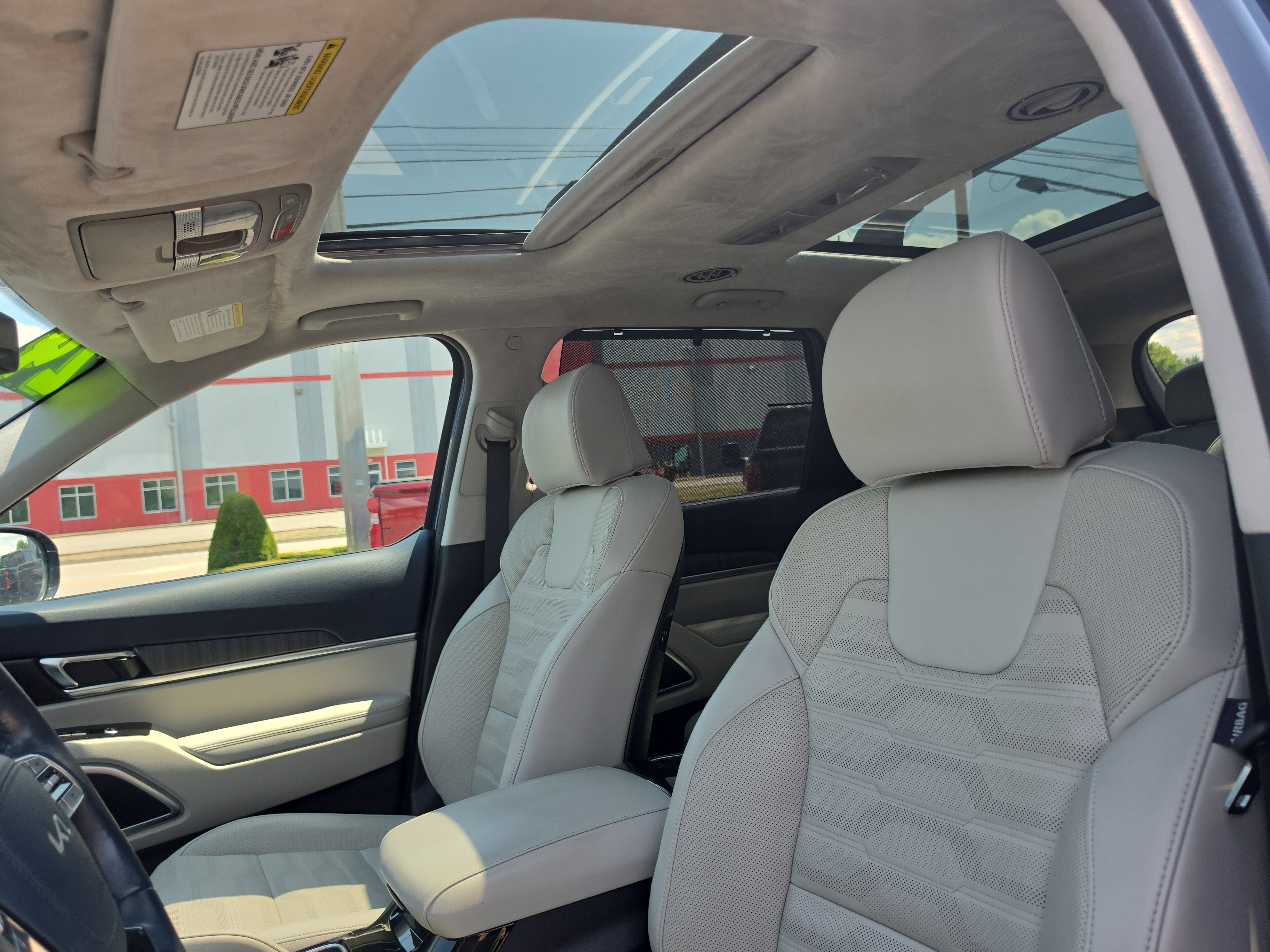 Used 2024 Kia Telluride SX Prestige AWD/4WD image 12