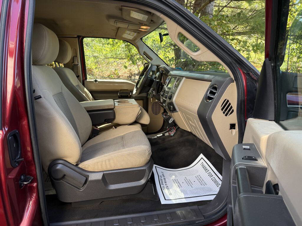 Used 2014 Ford F250 XLT w/ Snow Plow Prep Package image 11