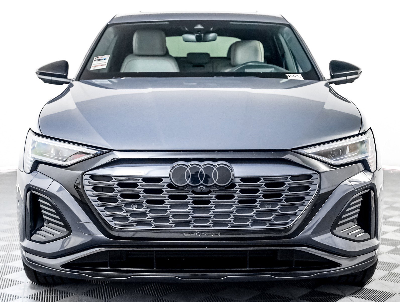 Used 2024 Audi Q8 e-tron Prestige w/ Prestige Package image 10