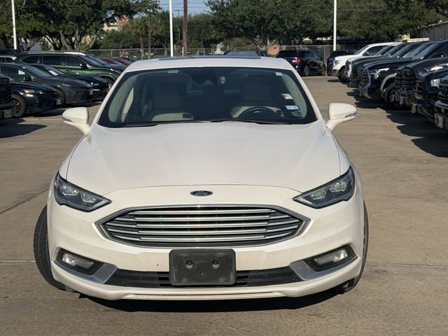Used 2017 Ford Fusion SE w/ Fusion SE Technology Package FWD image 2