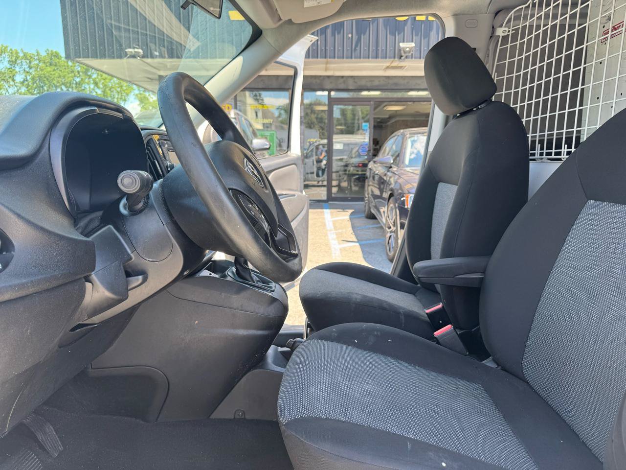 Used 2021 RAM ProMaster City Tradesman FWD image 16