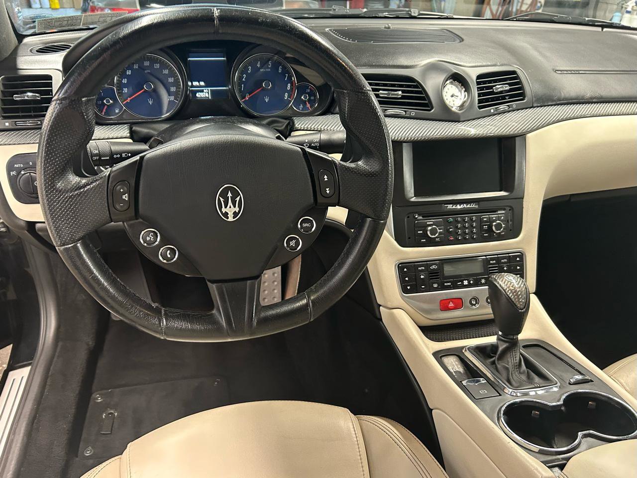 Used 2014 Maserati GranTurismo Sport image 14