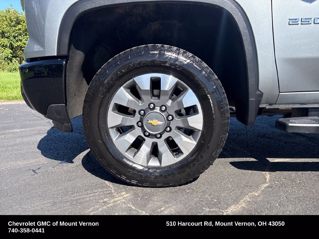 Used 2024 Chevrolet Silverado 2500 Custom AWD/4WD image 24