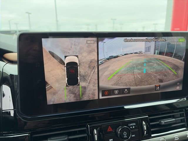 New 2026 Nissan Pathfinder Platinum image 17