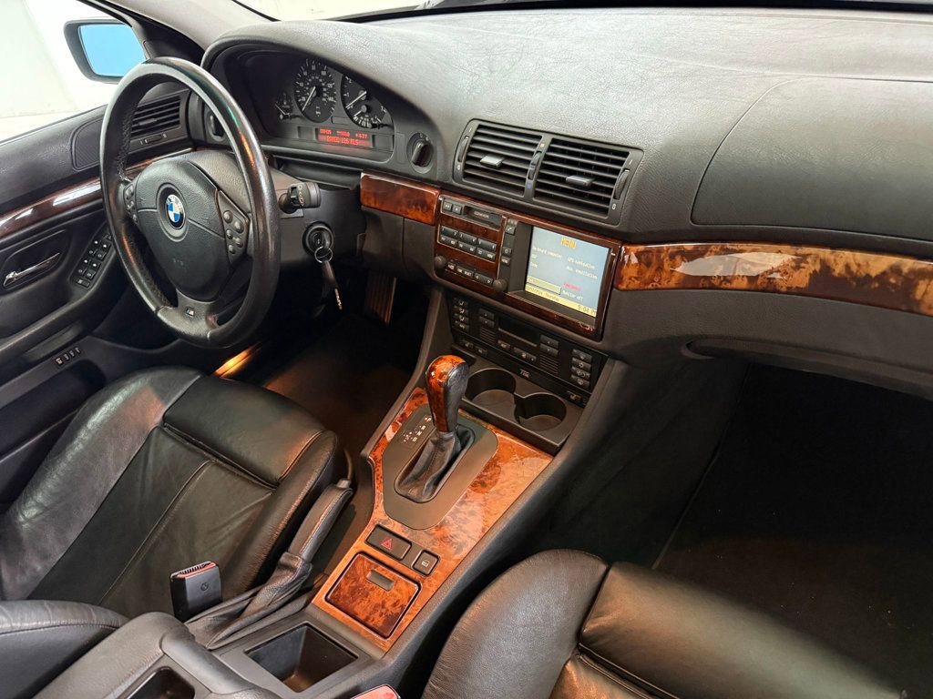 Used 2000 BMW 540i Sedan image 55