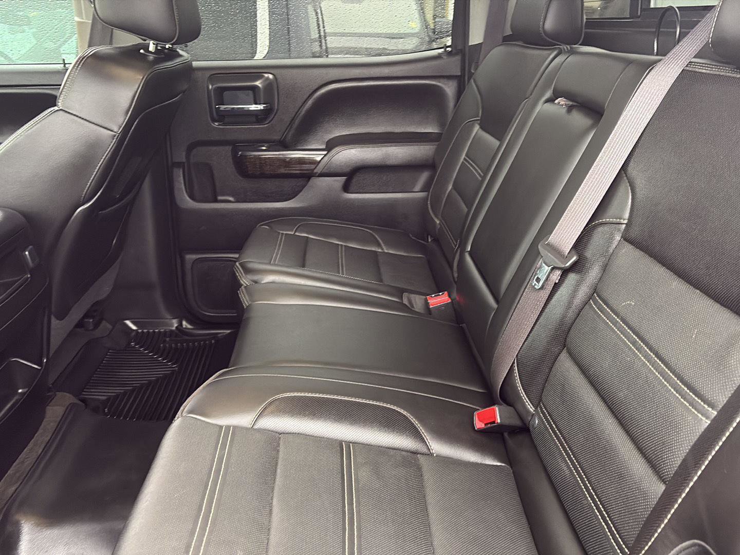 Used 2015 GMC Sierra 3500 Denali w/ Duramax Plus Package image 38