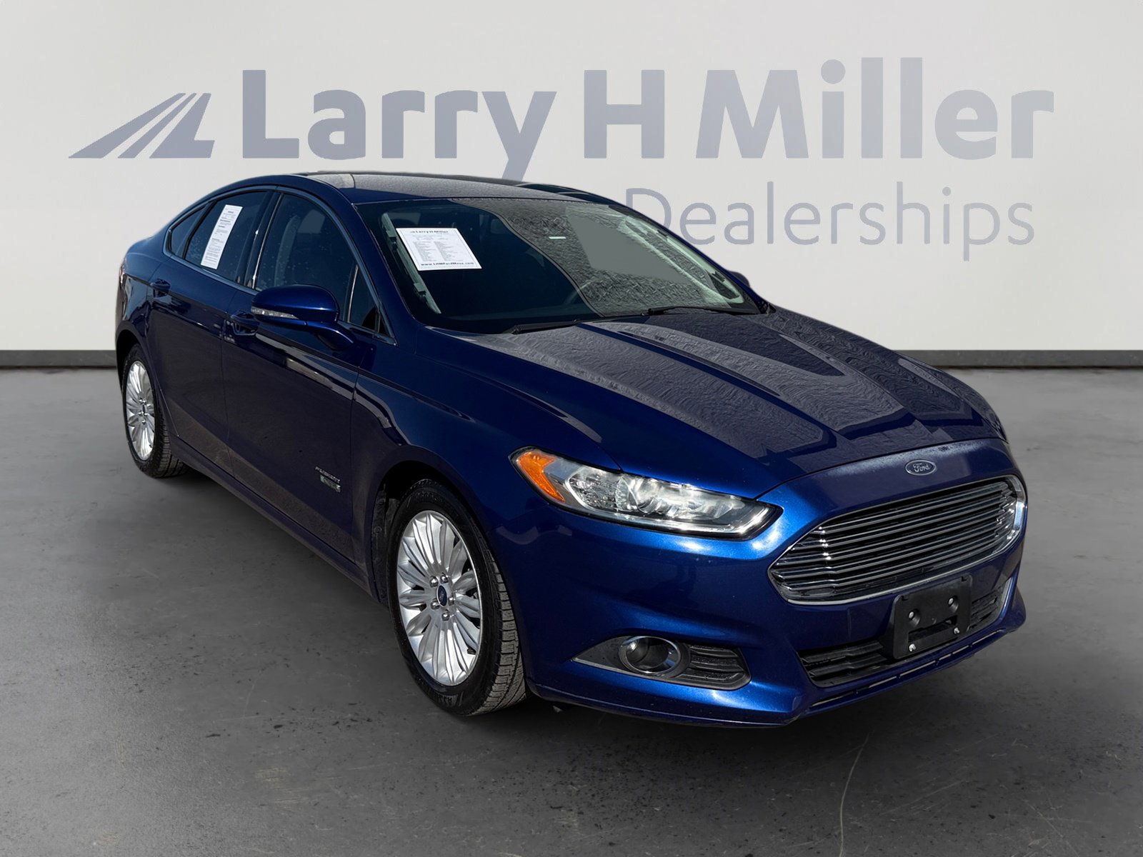 Used 2015 Ford Fusion Energi SE w/ Driver Assist Package image 7
