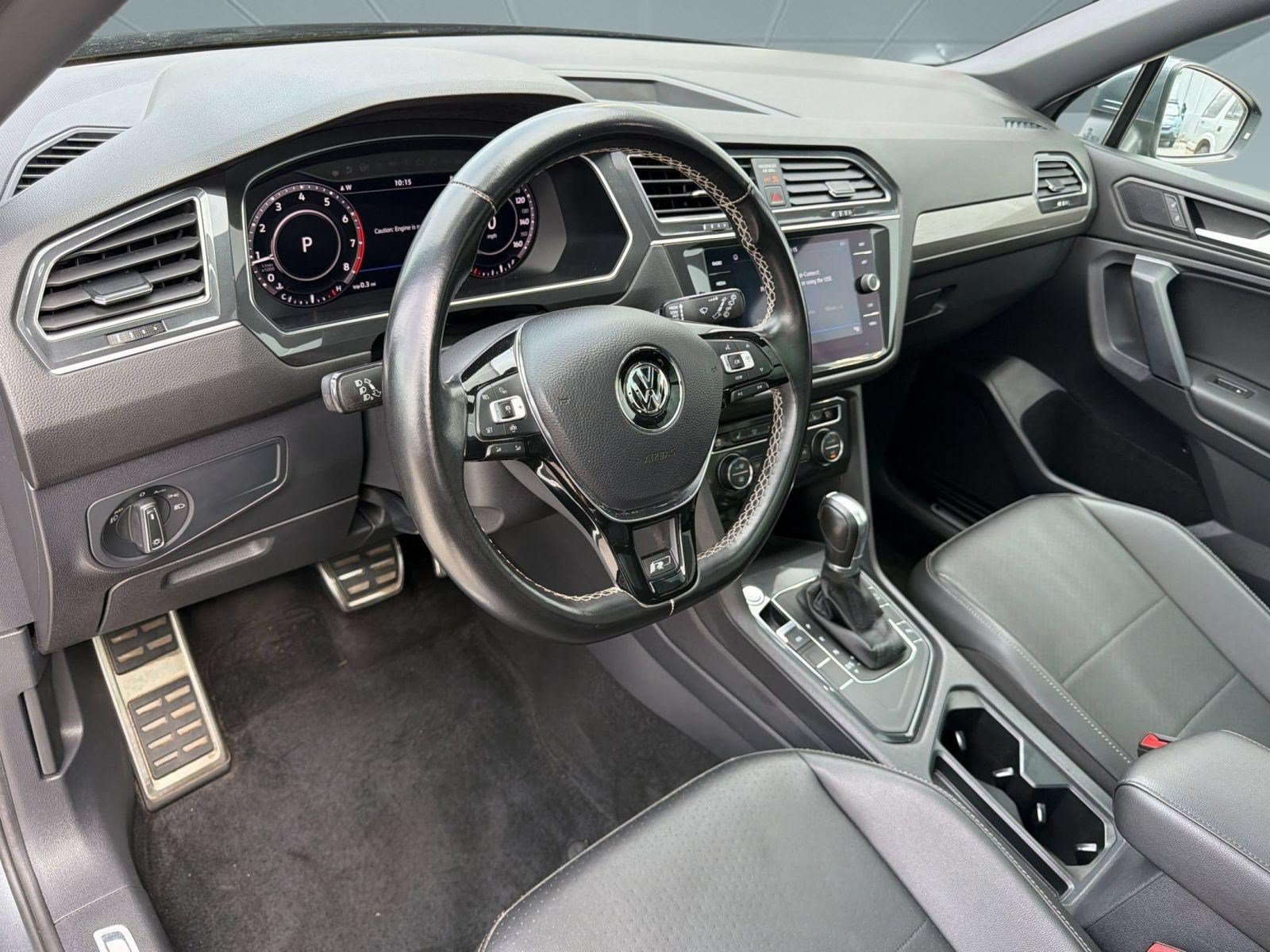 Used 2019 Volkswagen Tiguan SEL R-Line FWD image 4