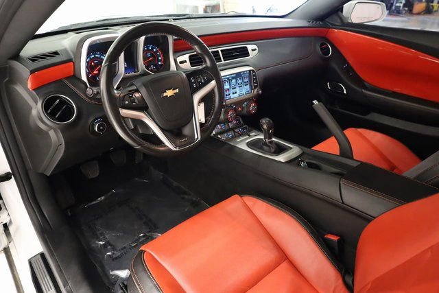Used 2015 Chevrolet Camaro SS w/ RS Package image 12