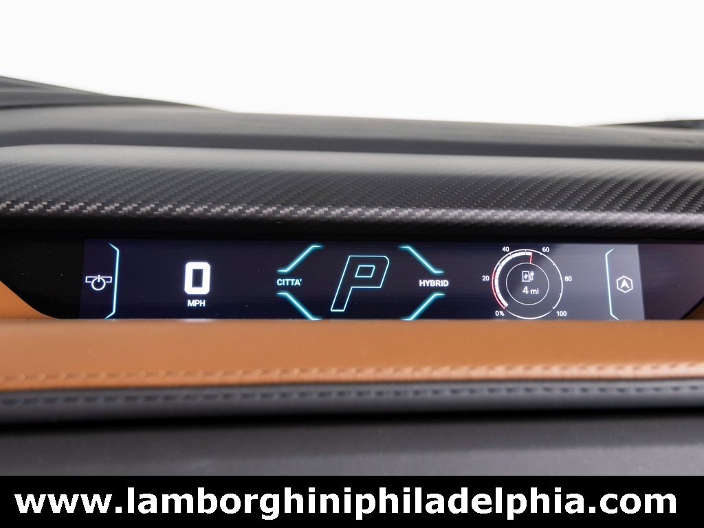 Used 2024 Lamborghini Revuelto image 29