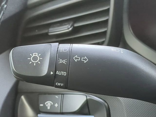 Used 2022 Hyundai Veloster N Base image 26