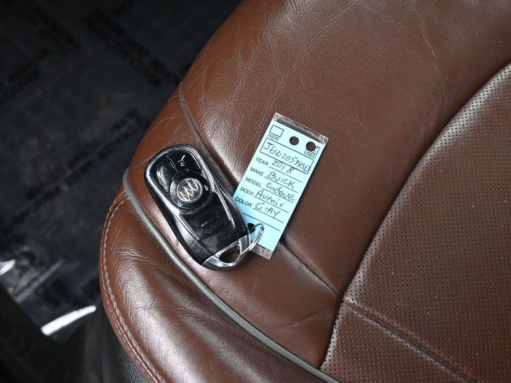 Used 2018 Buick Enclave Avenir w/ Avenir Technology Package image 19