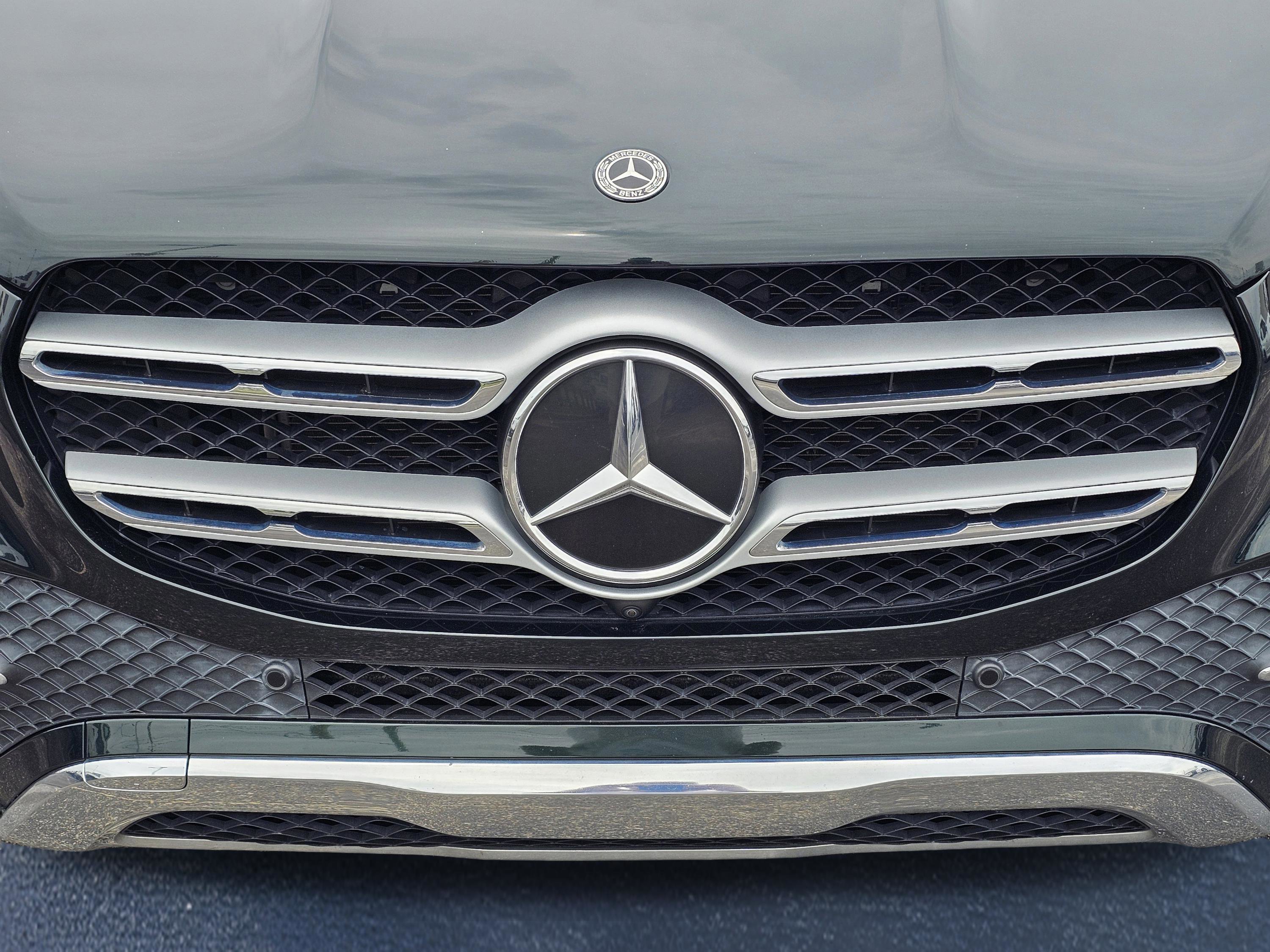 Used 2021 Mercedes-Benz GLE 350 w/ Premium Package image 3
