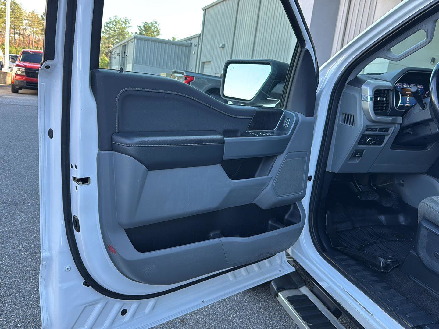 Used 2022 Ford F150 XLT w/ Equipment Group 302A High image 14