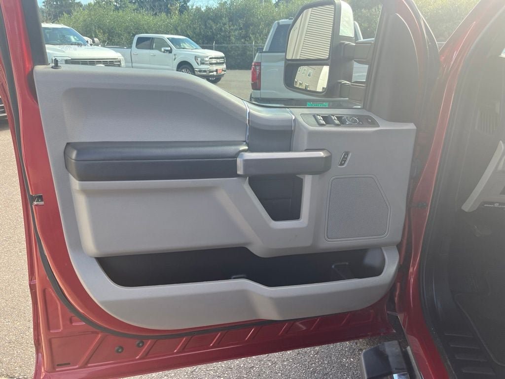 Used 2020 Ford F250 XLT w/ XLT Premium Package AWD/4WD image 7