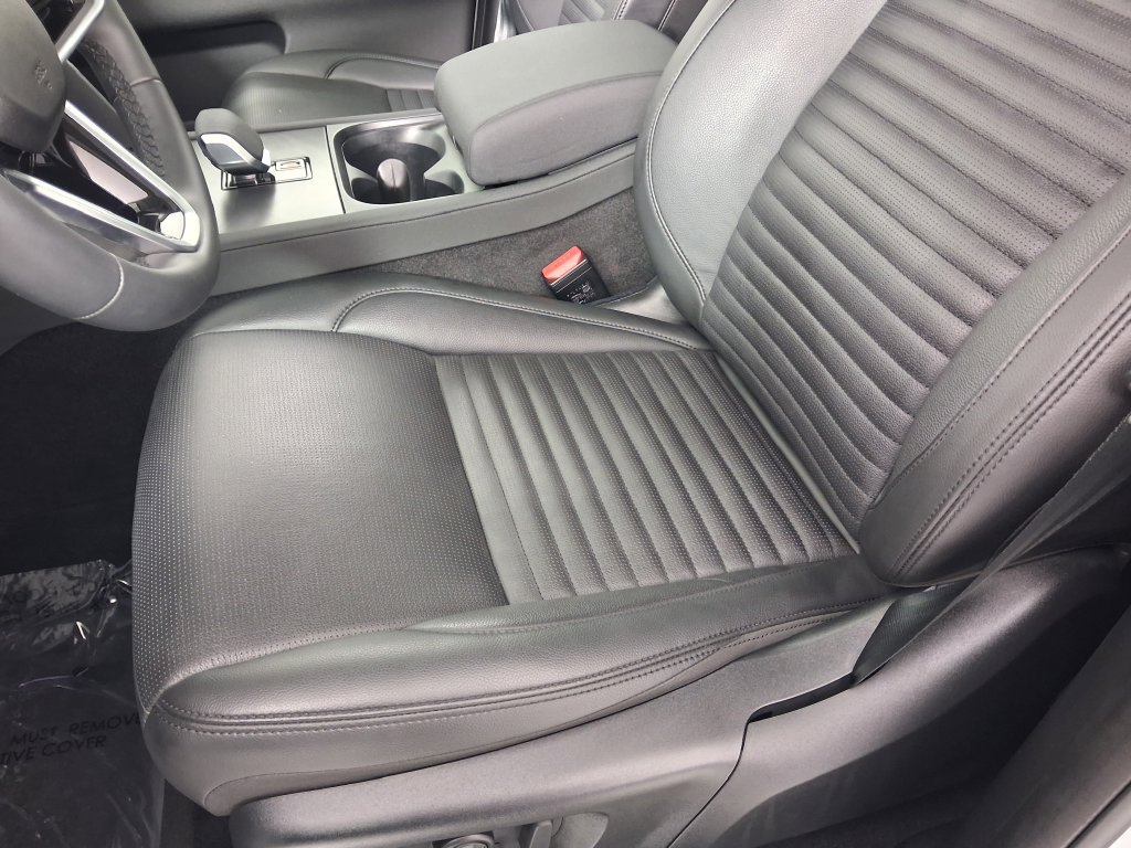 Certified 2025 Land Rover Discovery Sport S AWD/4WD image 20