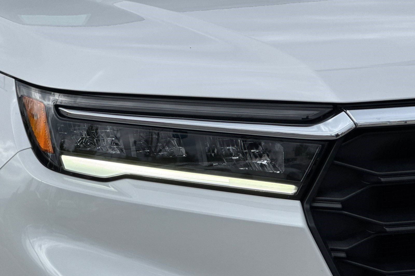 Used 2023 Honda Pilot EX-L image 11