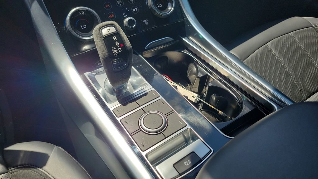 Used 2020 Land Rover Range Rover Sport HST image 26