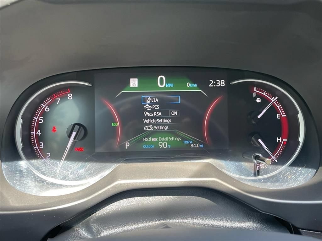Used 2023 Toyota RAV4 LE FWD image 13