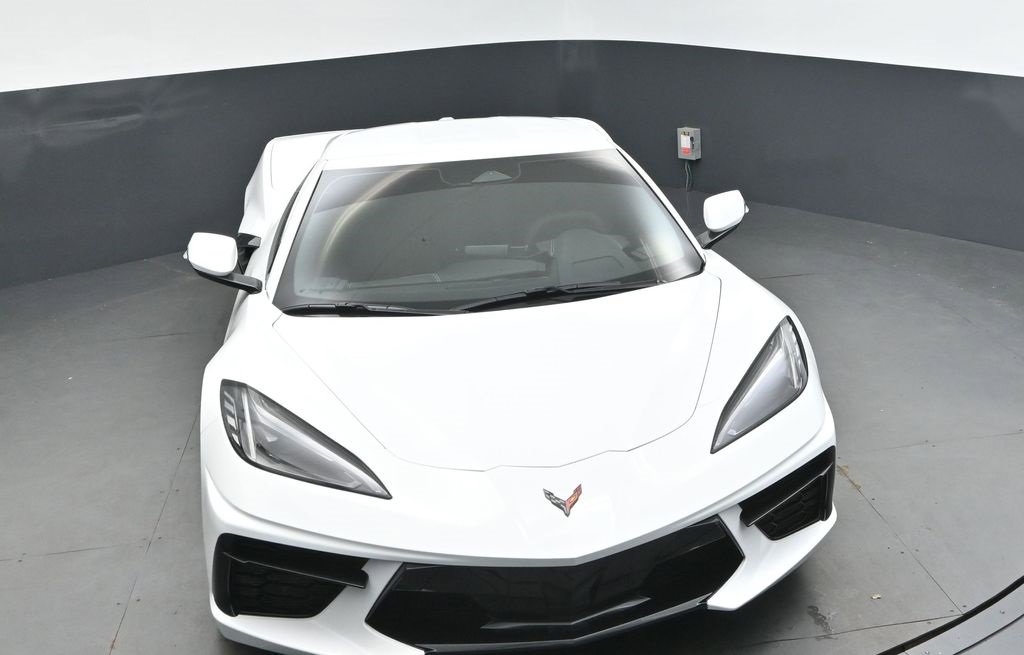 Used 2025 Chevrolet Corvette Stingray Coupe w/ 1LT image 33