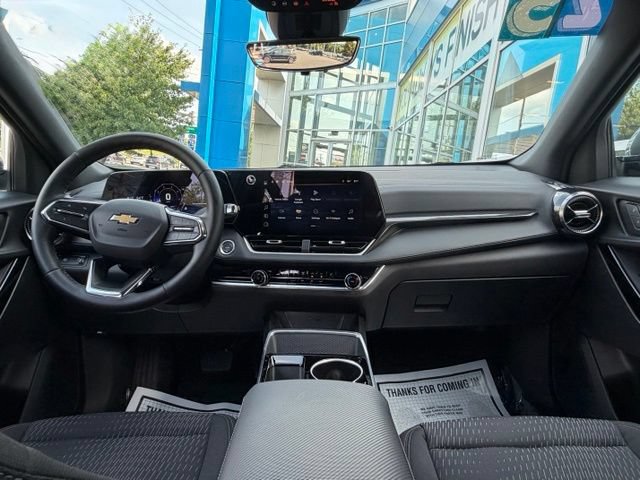 Certified 2025 Chevrolet Equinox LT w/ Safety and Technology Package FWD image 3
