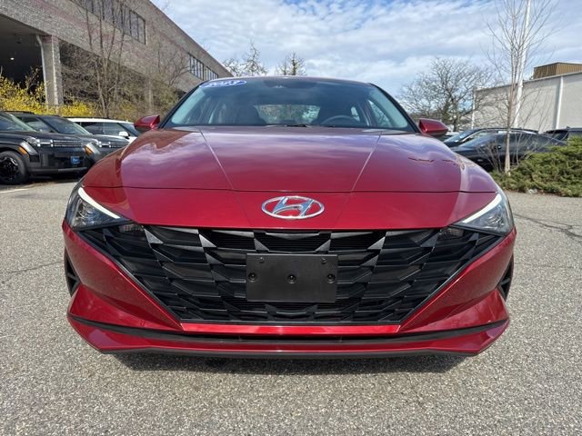 Certified 2023 Hyundai Elantra SE image 2