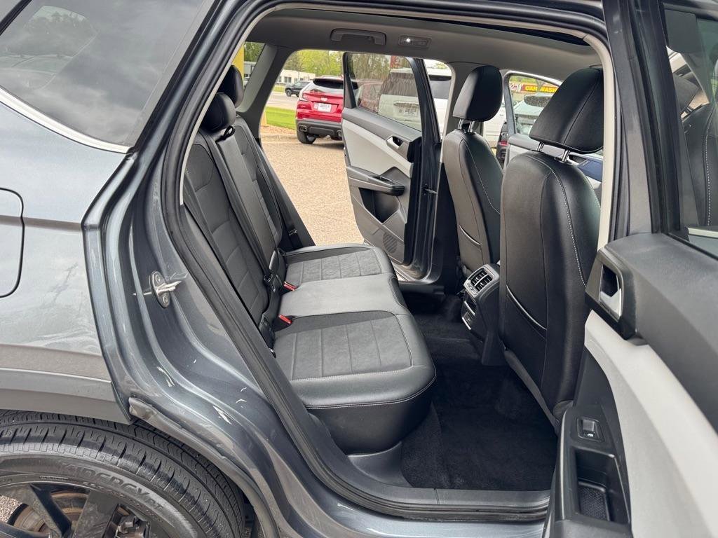 Used 2022 Volkswagen Taos SE image 23