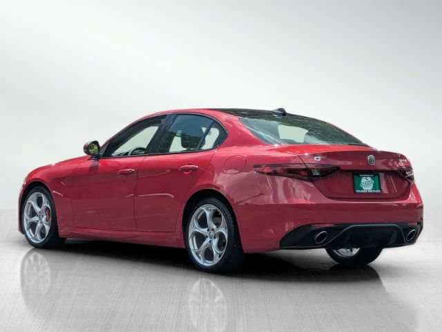 Used 2019 Alfa Romeo Giulia Ti Sport w/ Quick Order Package 22S Sport AWD/4WD image 6